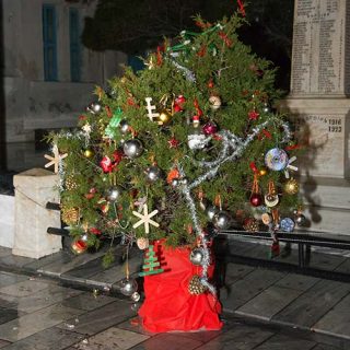 ΧΡΙΣΤΟΥΓΕΝΝΙΑΤΙΚΗ ΒΡΑΔΙΑ ΣΤΟΝ ΟΡΜΟ ΚΟΡΘΙΟΥ 2017